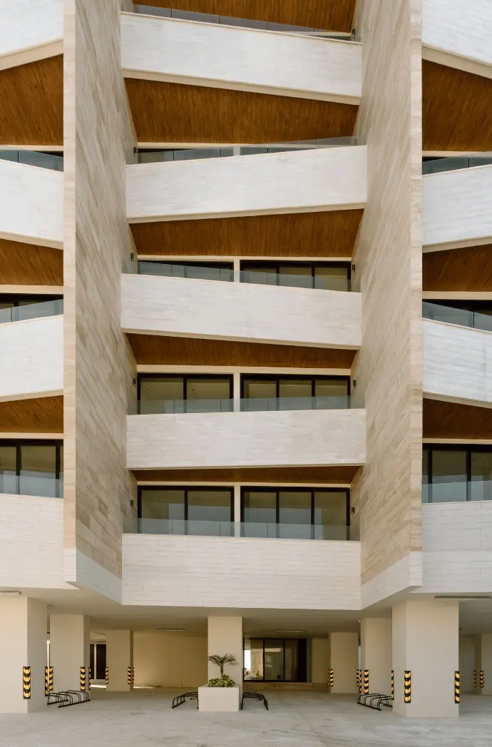 Vista general: plafón decorativo símil madera en Distrito Puerto.